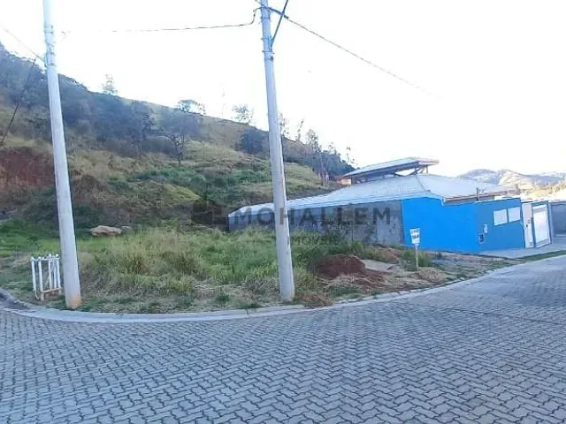Terreno com 272m², à venda, no bairro Loteamento Vale das Hortênsias em Itajubá