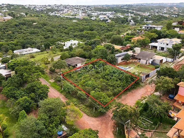 Terreno com 1000m², à venda, no bairro Setor Habitacional Jardim Botânico em Brasília