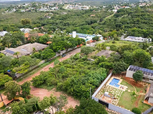 Terreno com 1000m², à venda, no bairro Setor Habitacional Jardim Botânico em Brasília