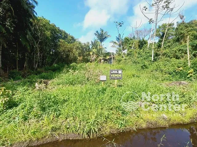 Terreno com 338m², à venda, no bairro Costeira em Balneário Barra do Sul