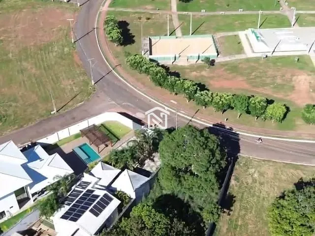 Terreno com 758m², à venda, no bairro Serrano em Paraíso do Tocantins