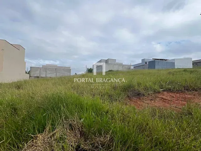 Terreno com 300m², à venda, no bairro Residencial Central Parque Bragança em Bragança Paulista