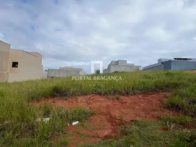Terreno com 300m², à venda, no bairro Residencial Central Parque Bragança em Bragança Paulista
