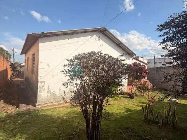 Terreno com 286m², à venda, no bairro Setor Universitário em Catalão