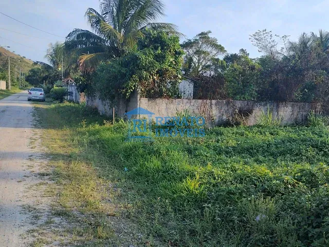 Terreno com 1000m², à venda, no bairro Vale da Figueira (Ponta Negra) em Maricá