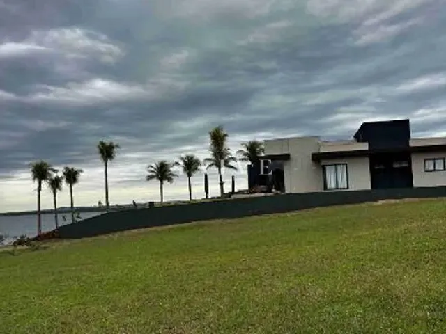 Terreno com 805m², à venda, no bairro Paranagi em Sertaneja