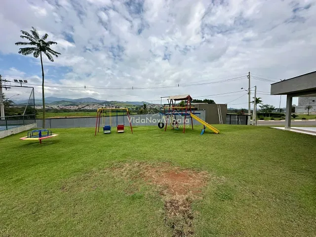 Terreno com 360m², à venda, no bairro Guaxinduva em Bom Jesus dos Perdões
