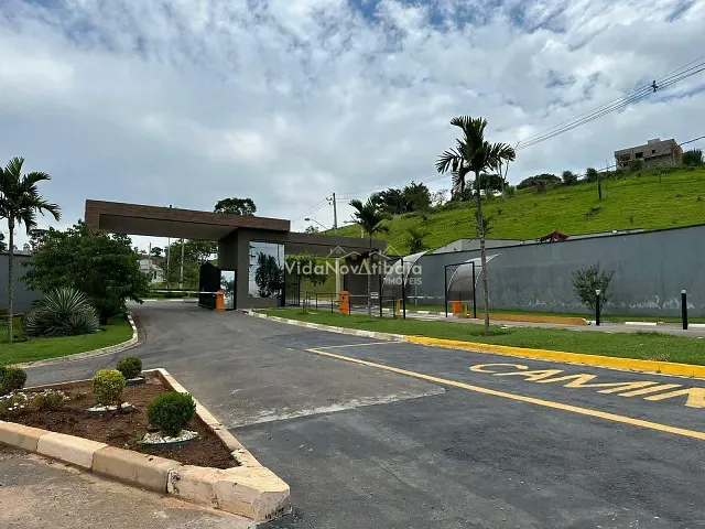 Terreno com 360m², à venda, no bairro Guaxinduva em Bom Jesus dos Perdões