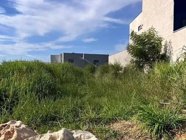 Terreno com 360m², à venda, no bairro Florabella em Holambra