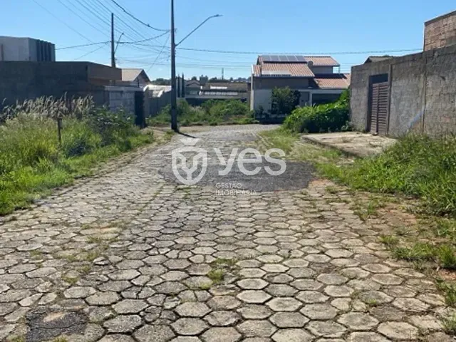 Terreno com 366m², à venda, no bairro Bouganville  em Araxá