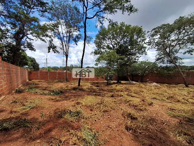 Terreno com 1080m², à venda, no bairro Parque Industrial Manchester em Bauru
