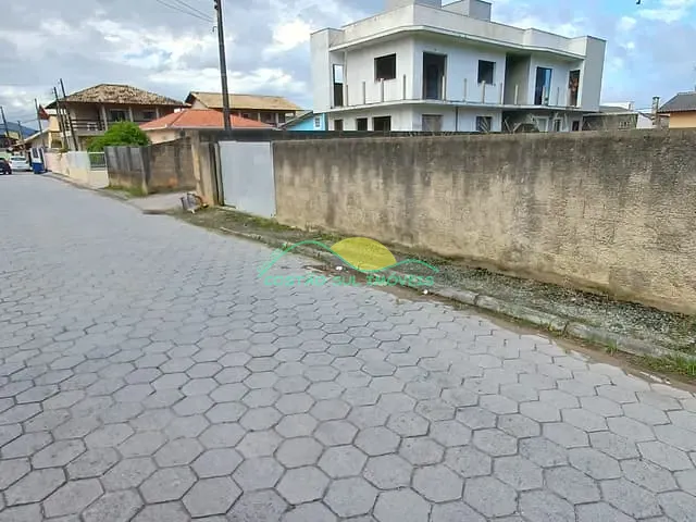Terreno com 360m², à venda, no bairro Ribeirão da Ilha em Florianópolis