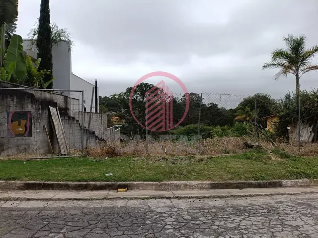 Terreno com 939m², à venda, no bairro Chácara das Paineiras em Carapicuíba