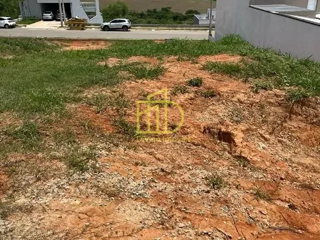 Terreno com 328m², à venda, no bairro Wanel Ville em Sorocaba
