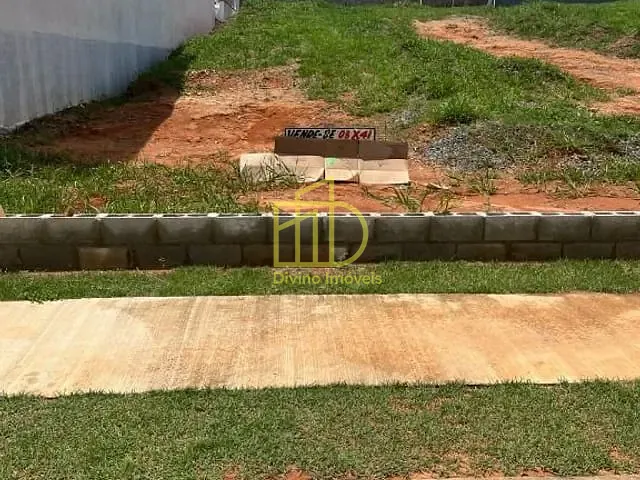 Terreno com 328m², à venda, no bairro Wanel Ville em Sorocaba