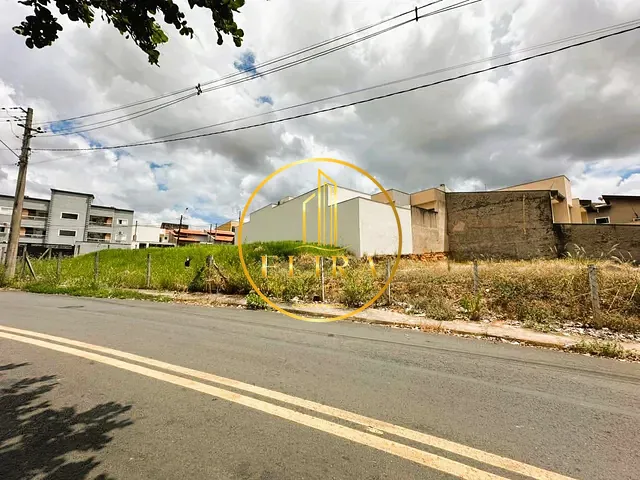 Terreno com 333m², à venda, no bairro Jardim Boer II em Americana