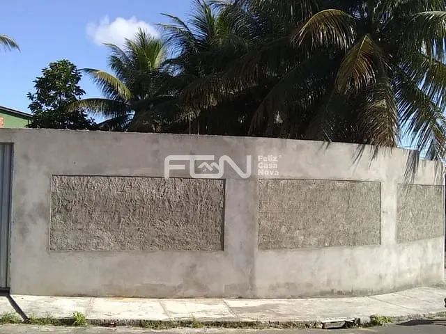 Terreno à venda, no bairro Centro em Simões Filho