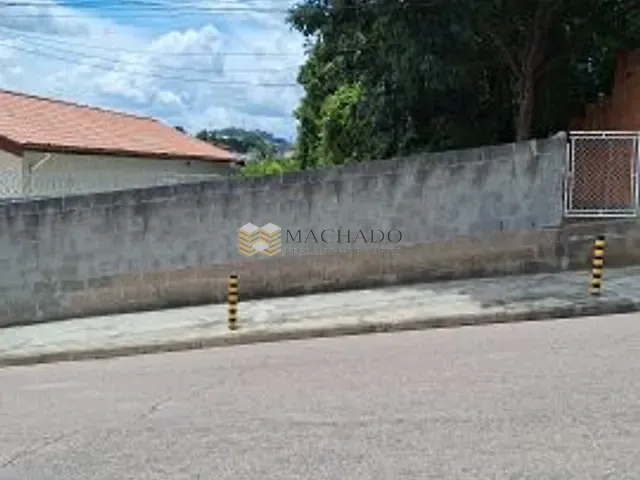 Terreno com 480m², à venda, no bairro Jardim Pacaembu em Jundiaí