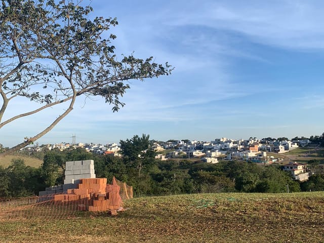 Terreno com 590m², à venda, no bairro Engenho Seco em Louveira