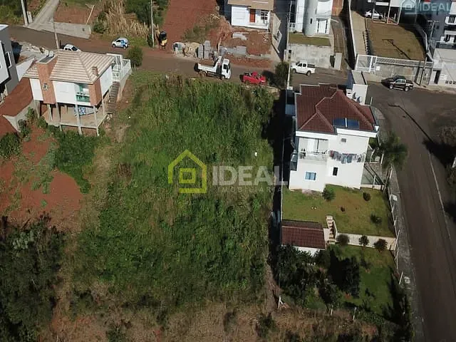 Terreno com 450m², à venda, no bairro São Cristóvão em Concórdia