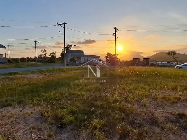 Terreno com 446m², à venda, no bairro Ubatiba em Maricá