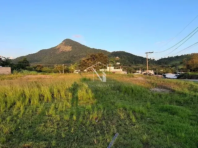 Terreno com 446m², à venda, no bairro Ubatiba em Maricá