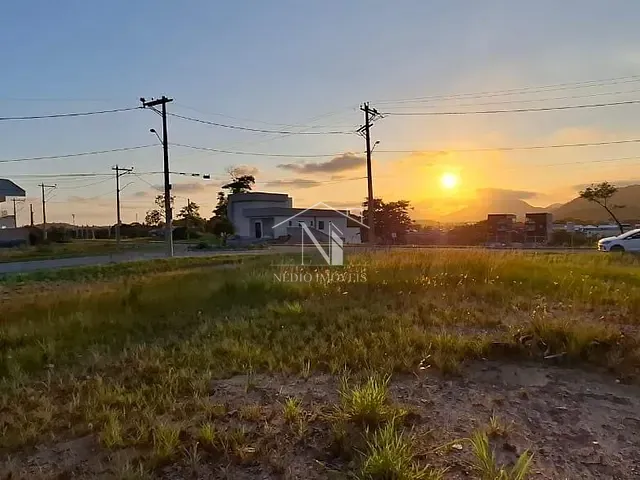 Terreno com 446m², à venda, no bairro Ubatiba em Maricá