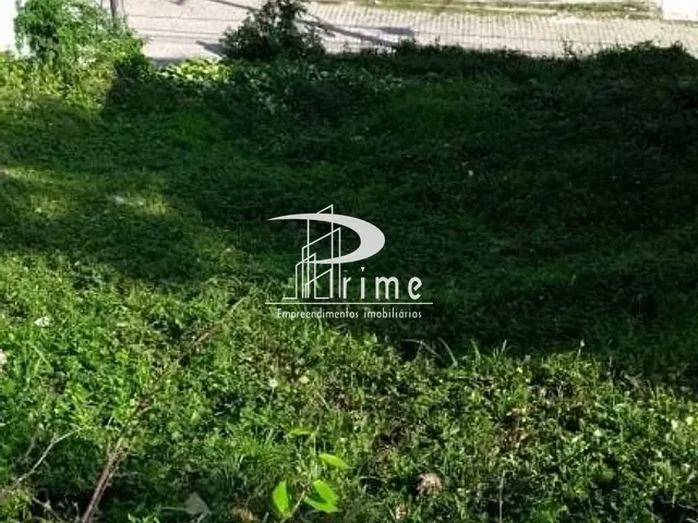 Terreno com 360m², à venda, no bairro Camboinhas em Niterói
