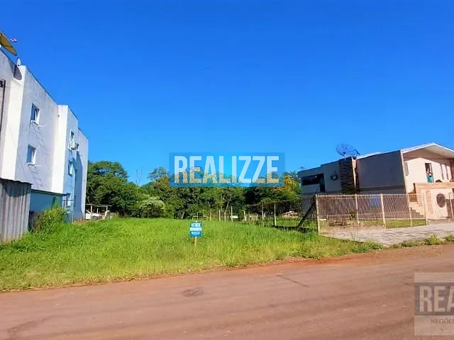 Terreno com 700m², à venda, no bairro Busnello em Marau