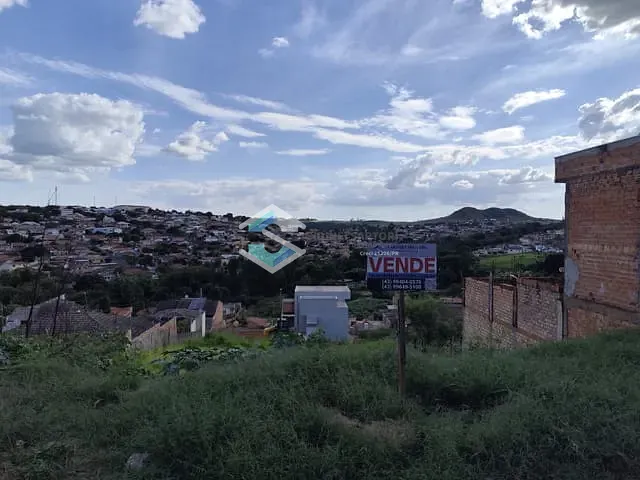 Terreno com 390m², à venda, no bairro Jardim Europa em Jacarezinho