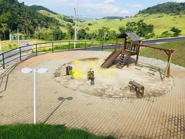 Terreno com 322m², à venda, no bairro Casa de Pedra em Volta Redonda