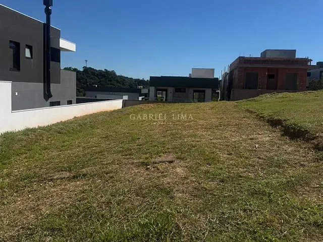 Terreno com 360m², à venda, no bairro Loteamento Brisas do Lago em Jundiaí