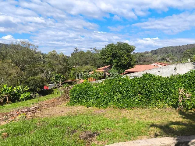 Terreno com 2225m², à venda, no bairro Jardim Paraíso da Usina em Atibaia