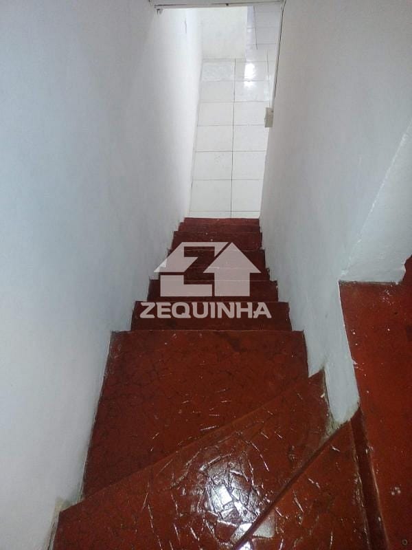 Casa à venda com 1 quarto, 10m² - Foto 2
