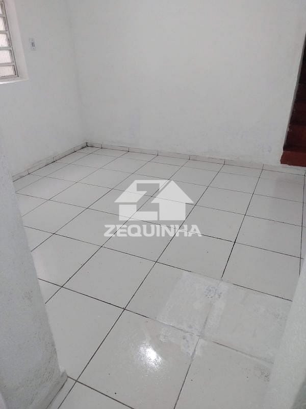 Casa à venda com 1 quarto, 10m² - Foto 7