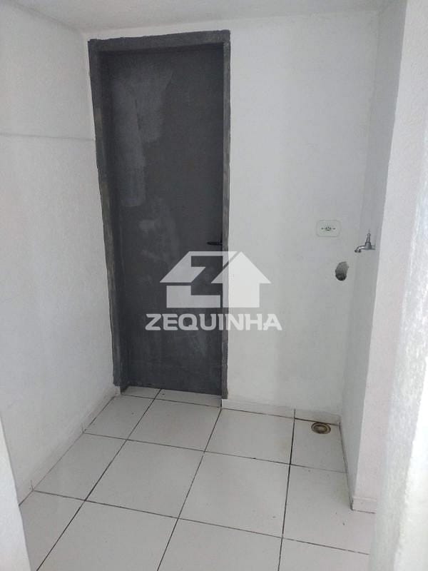 Casa à venda com 1 quarto, 10m² - Foto 8