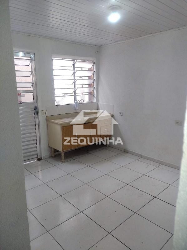 Casa à venda com 1 quarto, 10m² - Foto 12
