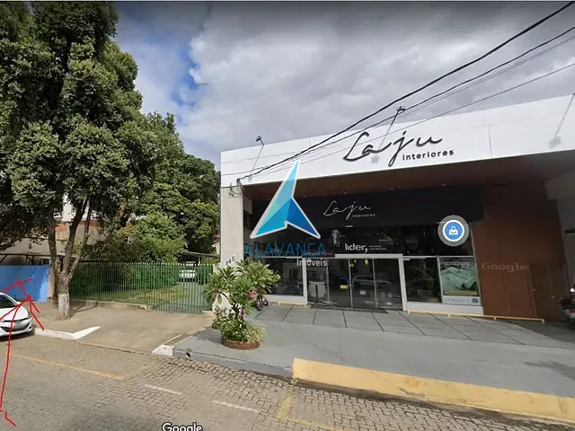 Terreno com 400m², à venda, no bairro Centro em Governador Valadares