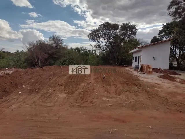 Terreno com 180m², à venda, no bairro Tangarás em Bauru