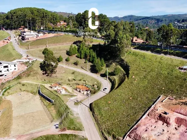 Terreno com 2154m², à venda, no bairro Alto do capivari em Campos Do Jordão