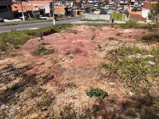 Terreno com 238m², à venda, no bairro Jardim Veloso em Carapicuíba