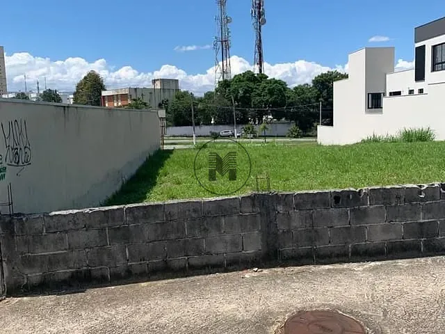 Terreno com 512m², à venda ou para alugar, no bairro Condomínio Residencial Prefeito Gilberto Filippo em Guaratinguetá