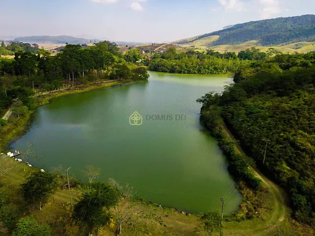 Terreno com 3079m², à venda, no bairro Jardim Lugano em Itatiaia