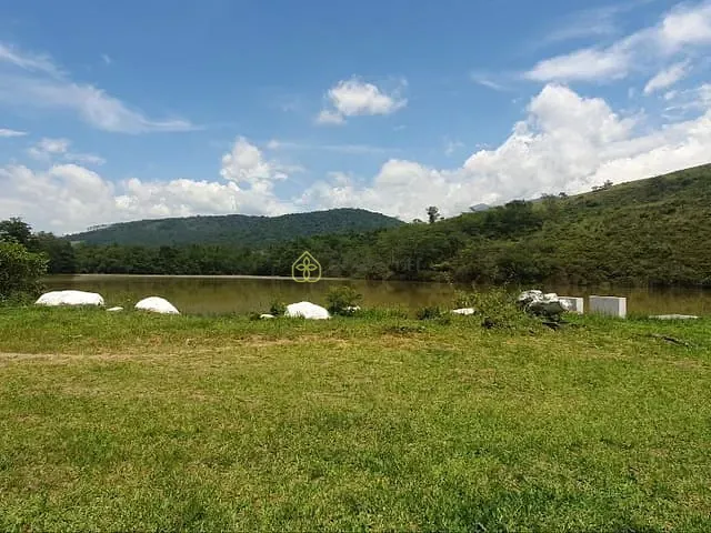 Terreno com 3079m², à venda, no bairro Jardim Lugano em Itatiaia
