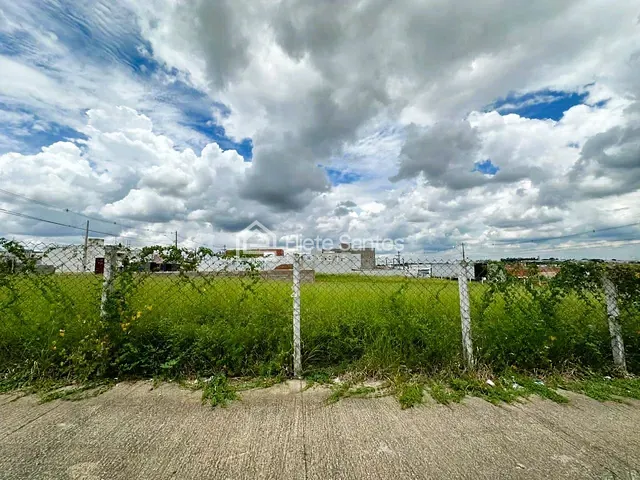 Terreno com 207m², à venda, no bairro Jardim Boer I em Americana