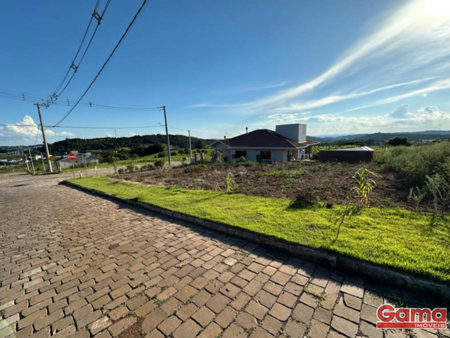 Terreno com 374m², à venda, no bairro Loteamento Jubelino Frison em Nova Prata