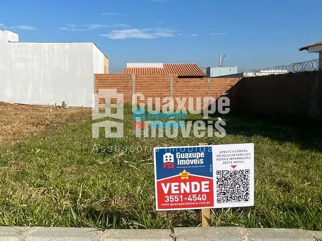Terreno com 200m², à venda, no bairro Jardim Aeroporto em Guaxupé