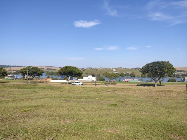 Terreno com 1503m², à venda, no bairro Rodovia em Sertanópolis