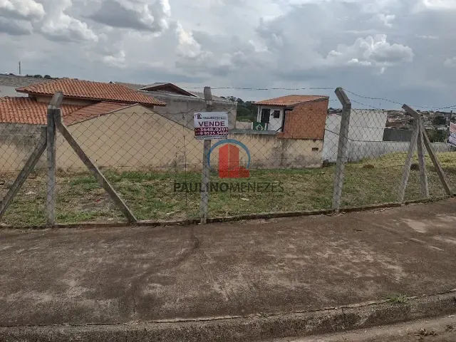 Terreno com 358m², à venda, no bairro Jardim Maria Helena em Nova Odessa
