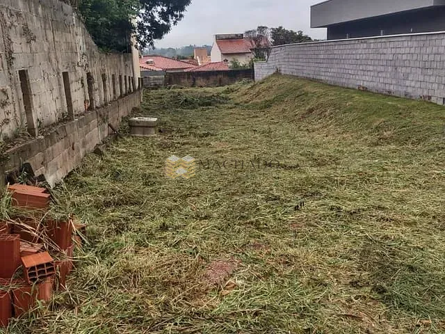 Terreno com 400m², à venda, no bairro Caxambu em Jundiaí